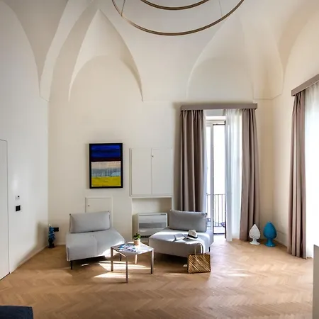 Palazzo Botta Suites Aparthotel Cefalu
