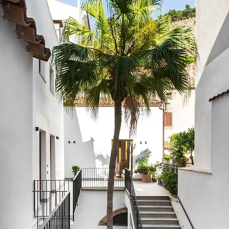 Palazzo Botta Suites Cefalu