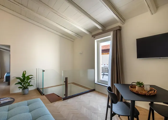 Feriehus Palazzo Botta *